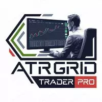 логотип советника ATR Grid Trader Pro — трейдер за компьютером с графиком на мониторе
